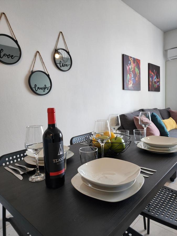 Kay'S City & Seaview One Bedroom Apartment ลาร์นาคา ภายนอก รูปภาพ